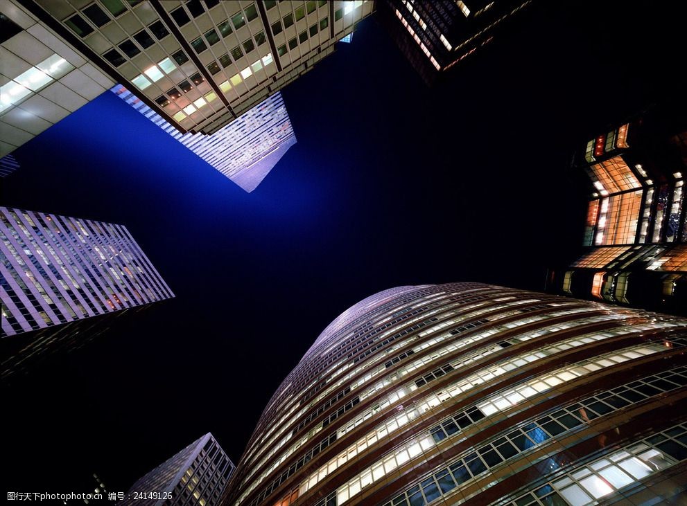 关键词:仰视夜色下的高楼大厦 仰视 抬头看 夜色 夜景 高楼 大厦 摄影
