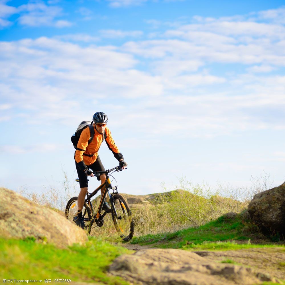 关键词:户外骑车运动图片素材 越野自行车 骑车 户外骑车 骑行 体育