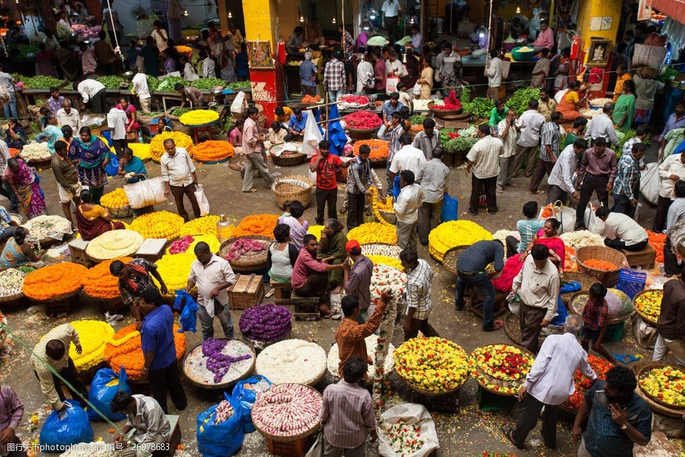 非洲菜市场热闹场景图片