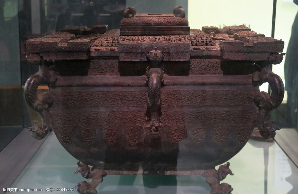 曾侯乙墓出土冰鉴