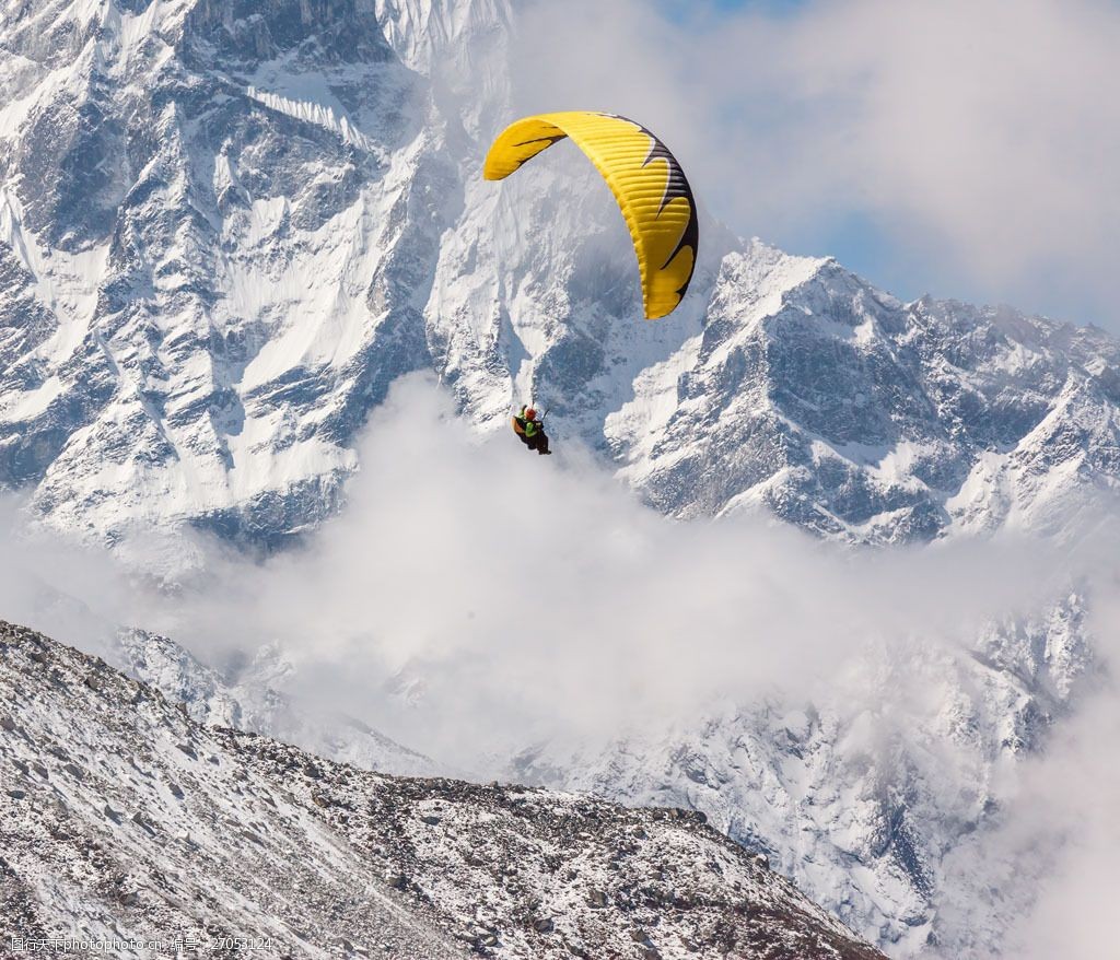 降落伞 滑翔伞 极限运动 体育运动 雪山 体育运动 生活百科 图片素材