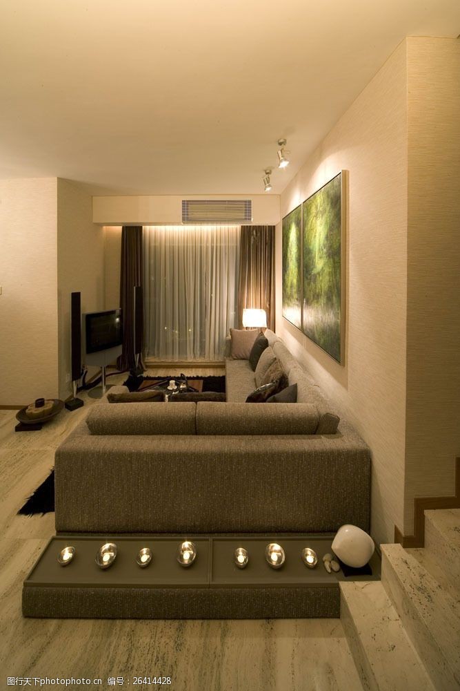 室内沙发油画图片