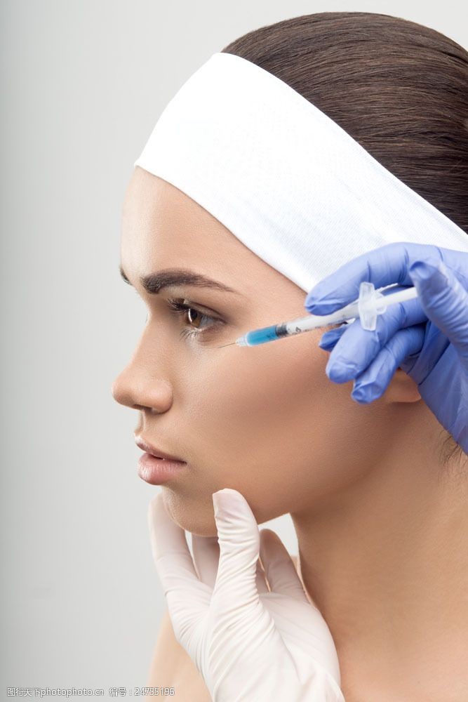 打美容针的性感美女图片