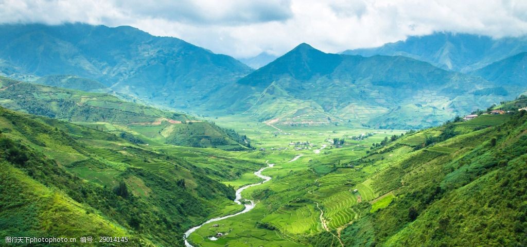 关键词:绿色茶田banner背景 绿色风景 绿色山峰 banner背景 1920背景